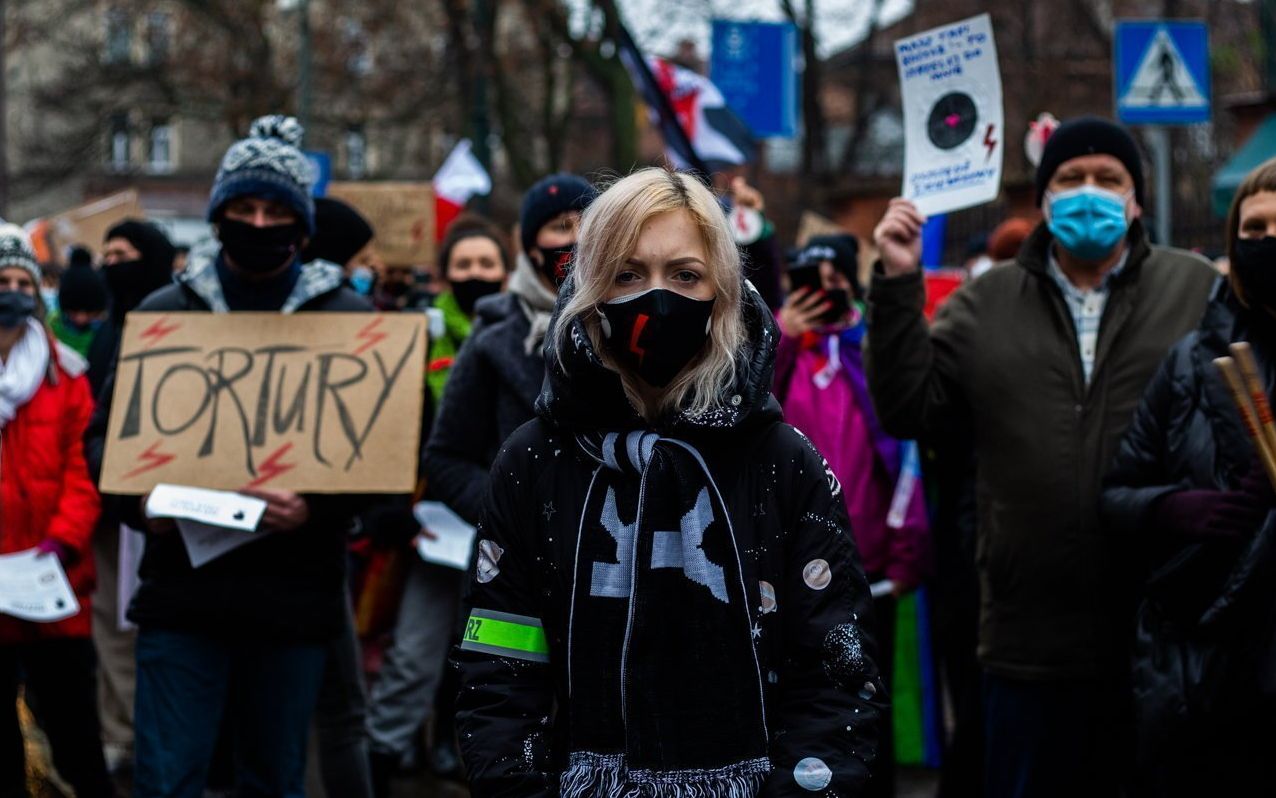 13.12.2020 Krakow . Protest Strajku Kobiet w zwiazku z zaostrzeniem prawa aborcyjnego. Fot. Adrianna Bochenek/Agencja Gazeta