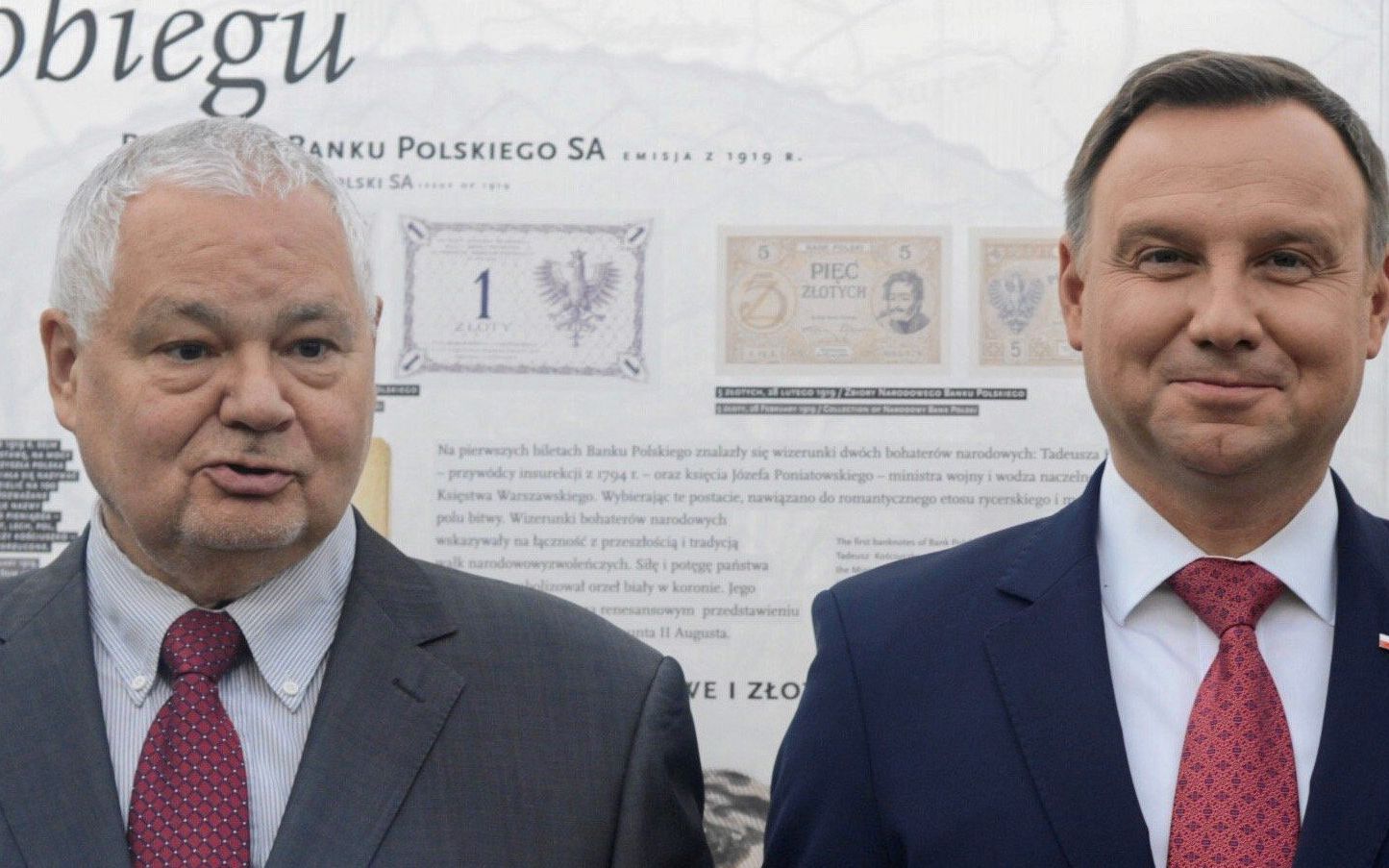 28.09.2018 Warszawa , Plac Marszalka Jozefa Pilsudskiego . Prezydent RP Andrzej Duda i pierwsza dama Agata Kornhauser - Duda oraz prezes Narodowego Banku Polskiego Adam Glapinski (l) podczas prezentacji zapowiadajacej Polska Wystawe Gospodarcza .
Fot. Maciek Jazwiecki / Agencja Gazeta