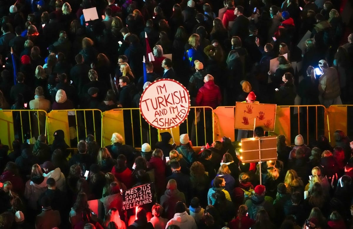 LATVIA-POLITICS-LAW-TREATY-DEMONSTRATION
