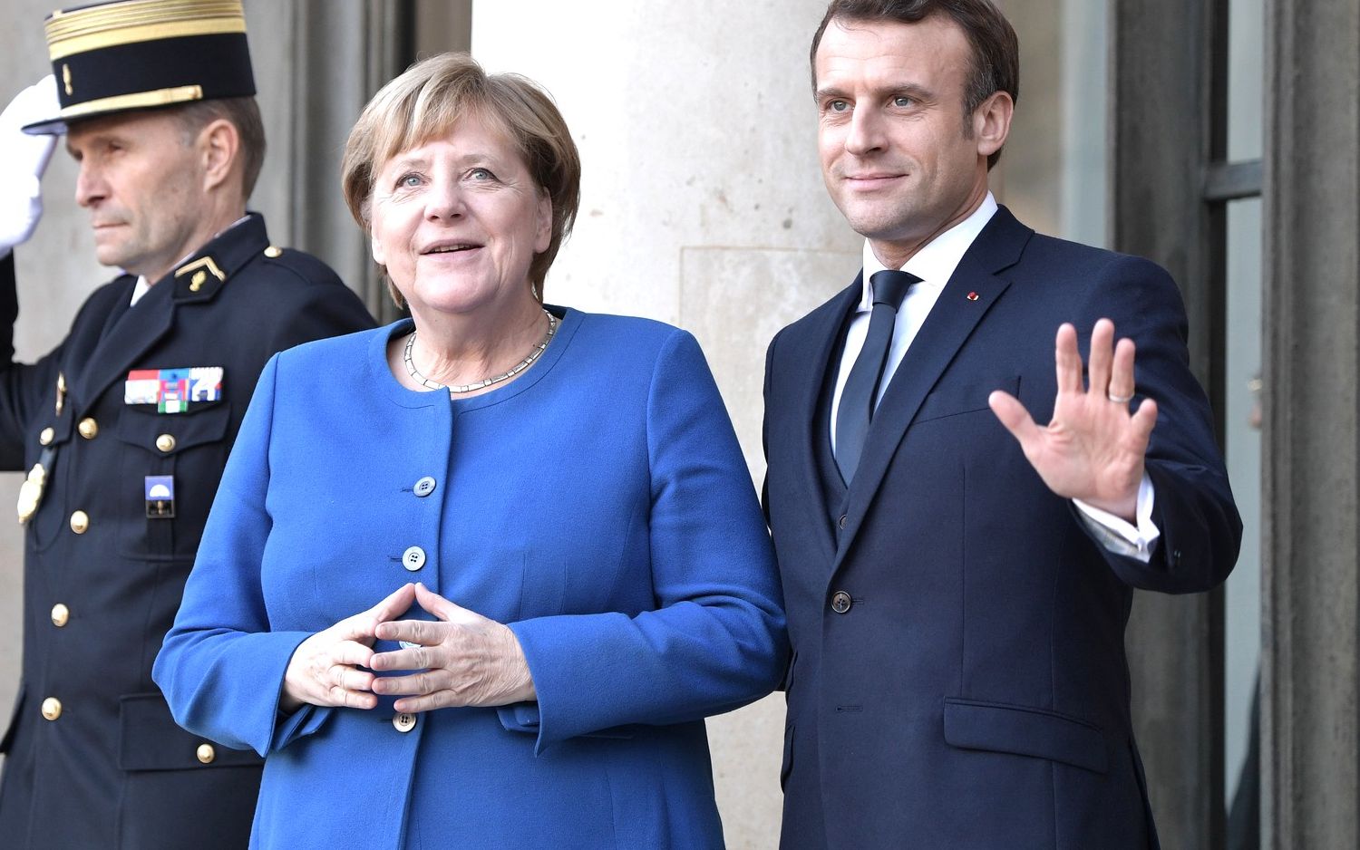 Grafika do artykułu Merkel i Macron chcą dodatkowych 500 mld euro na walkę ze skutkami pandemii. Nie wszyscy są za