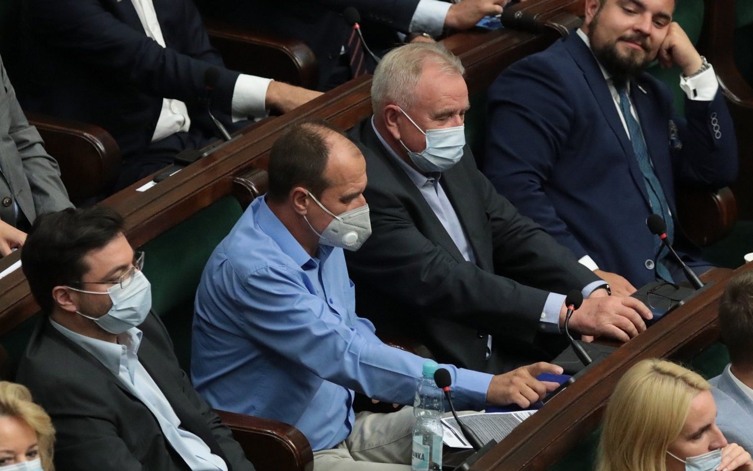 11.08.2021 Warszawa , Sejm . 36 Posiedzenie Sejmu IX Kadencji . Sejm zajmuje sie m.in. projektem nowelizacji ustawy o radiofonii i telewizji, ktory zmienia zasady przyznawania koncesji na nadawanie dla mediow z udzialem kapitalu spoza Europejskiego Obszaru Gospodarczego . nz Pawel Kukiz
Fot. Slawomir Kaminski / Agencja Gazeta