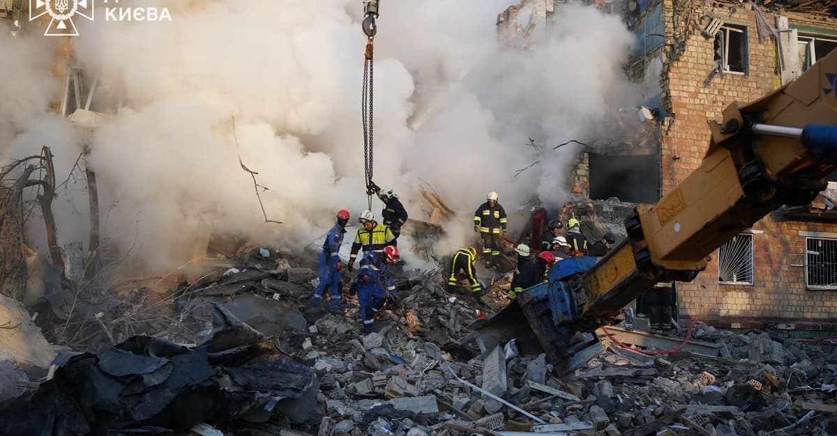 Zmasowany atak na Kijów. Zginęło 12 osób