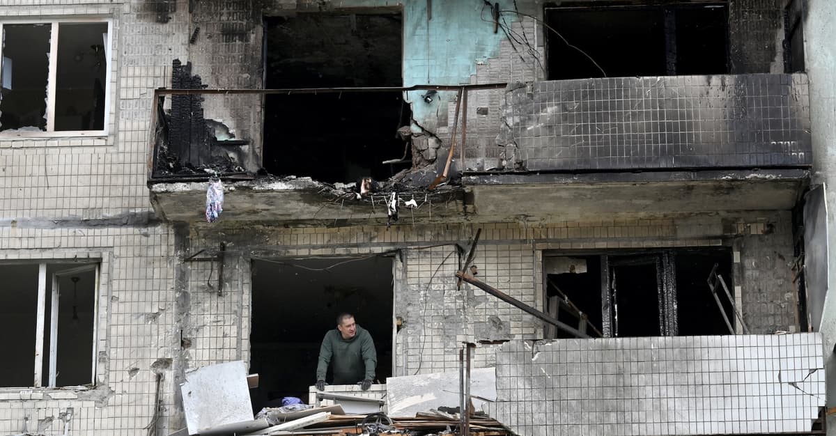 Zmasowany atak Rosji na Kijów. 15 osób jest rannych