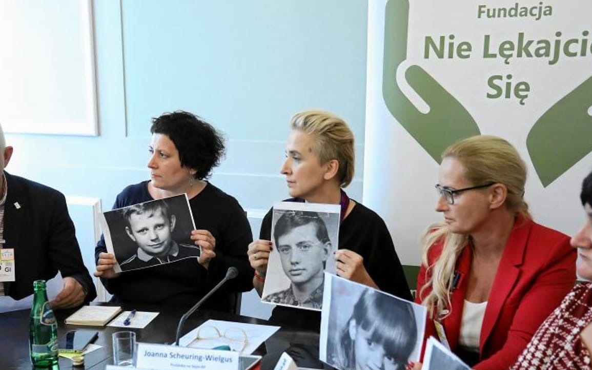 Grafika do artykułu Fundacja "Nie Lękajcie Się" zostanie zamknięta. "Nikt nie chce nieść bagażu zostawionego przez byłego prezesa"