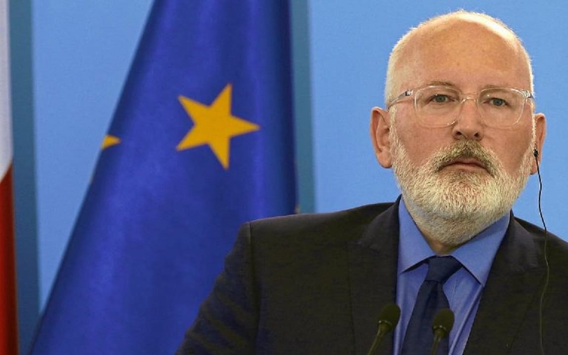 Grafika do artykułu Ujawniamy raport KE na debatę o praworządności w Polsce 11.12. Źle, gorzej, fatalnie