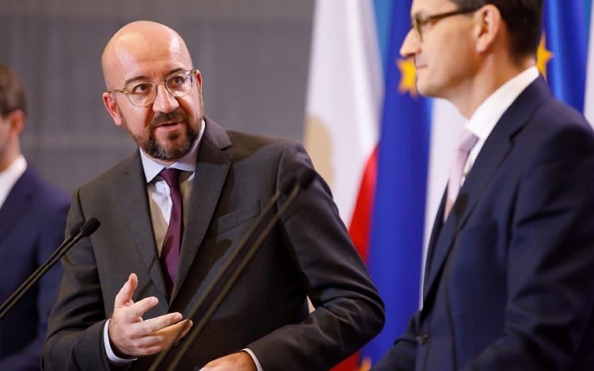 Grafika do artykułu 81 proc. za Zielonym Ładem. 69 proc. przeciw blokowaniu go przez rząd. Sondaż jak senny koszmar PiS