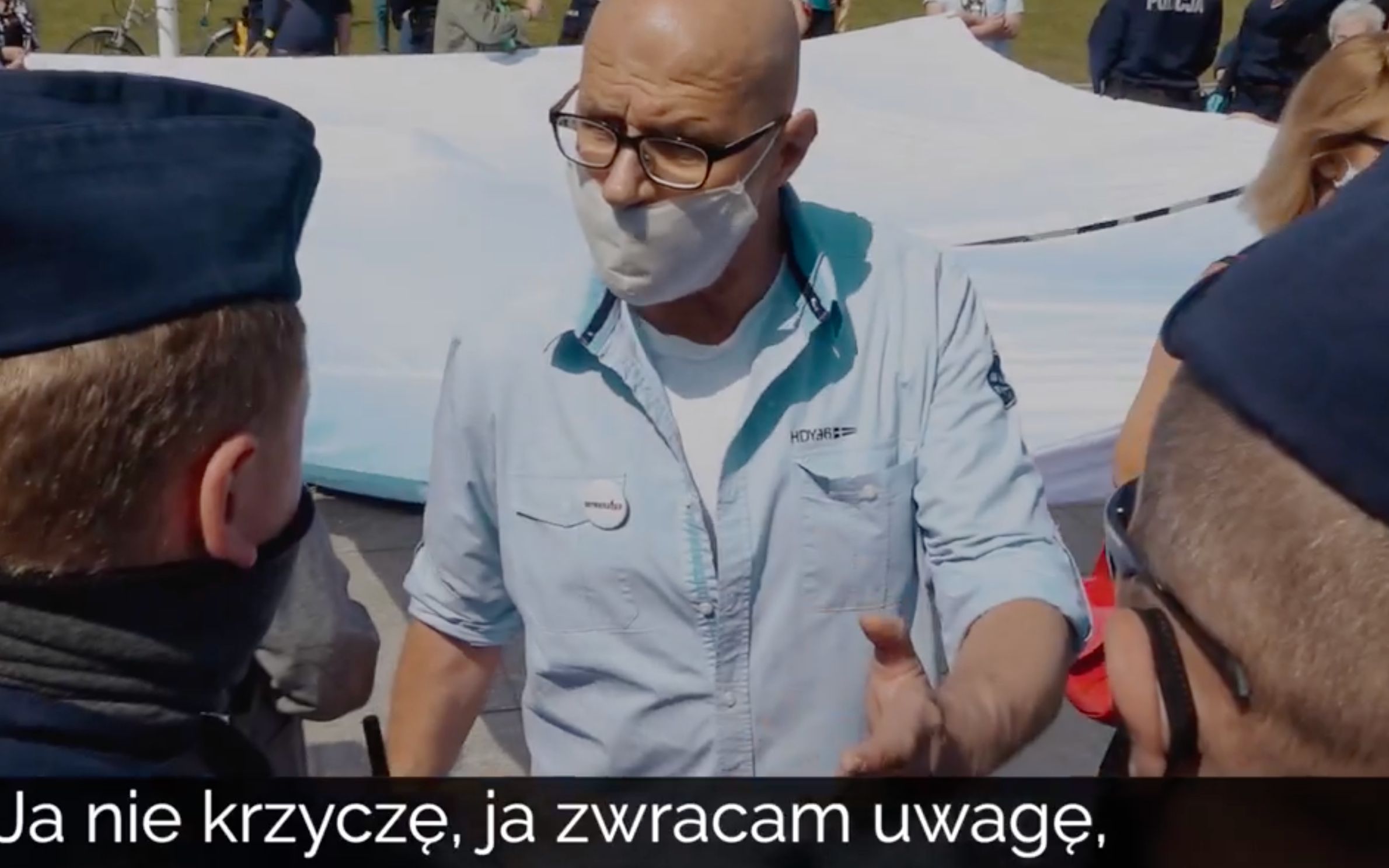 Grafika do artykułu Obywatele RP przed Grobem Nieznanego Żołnierza