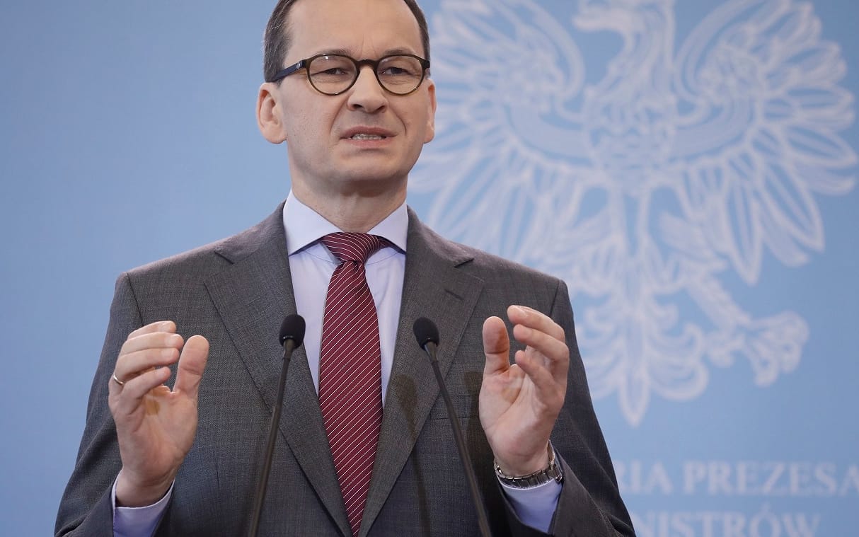 11.03.2020 Warszawa , ul. Ujazdowskie 1/3 . Premier rzadu PiS Mateusz Morawiecki podczas konferencji prasowej . Rzad zamyka szkoly w zwiazku z epidemia koronawirusa .
Fot. Maciek Jazwiecki / Agencja Gazeta