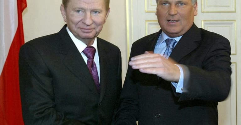 Former president of Ukraine Leonid Kuchma besides returns his Order of the White Eagle