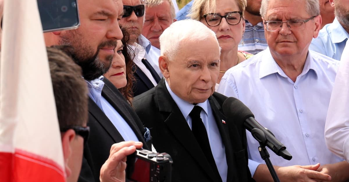 PiS wyrusza na długi marsz. Wcześniejsze wybory? Tak. Ale najpierw powrót do dominacji na prawicy