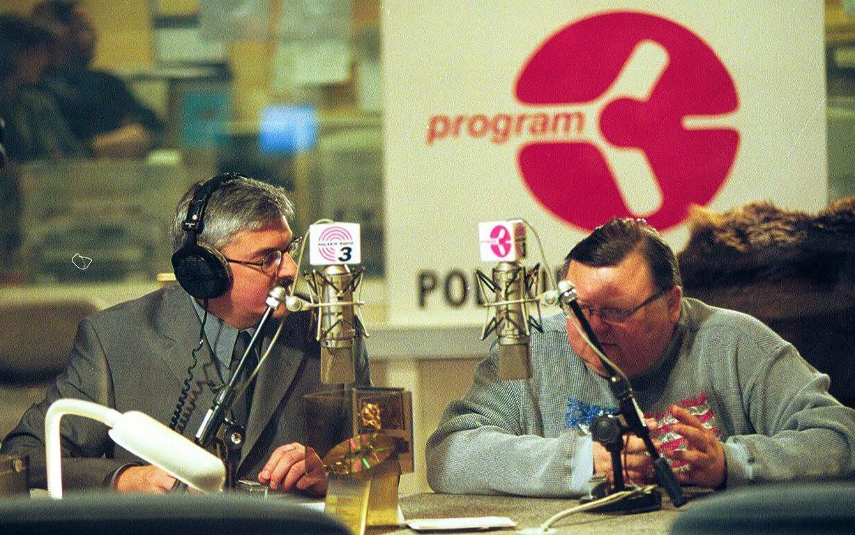 30.03.2001  WARSZAWA  - PROGRAM   III POLSKIEGO  RADIA  -  1000 WYDANIE  LISTY  PRZEBOJOW  PROGRAMU III N/Z: MAREK NIEDZWIECKI  I WOJCIECH MANN
FOT. ARKADIUSZ SCICHOCKI / AGENCJA GAZETA
AS4079
