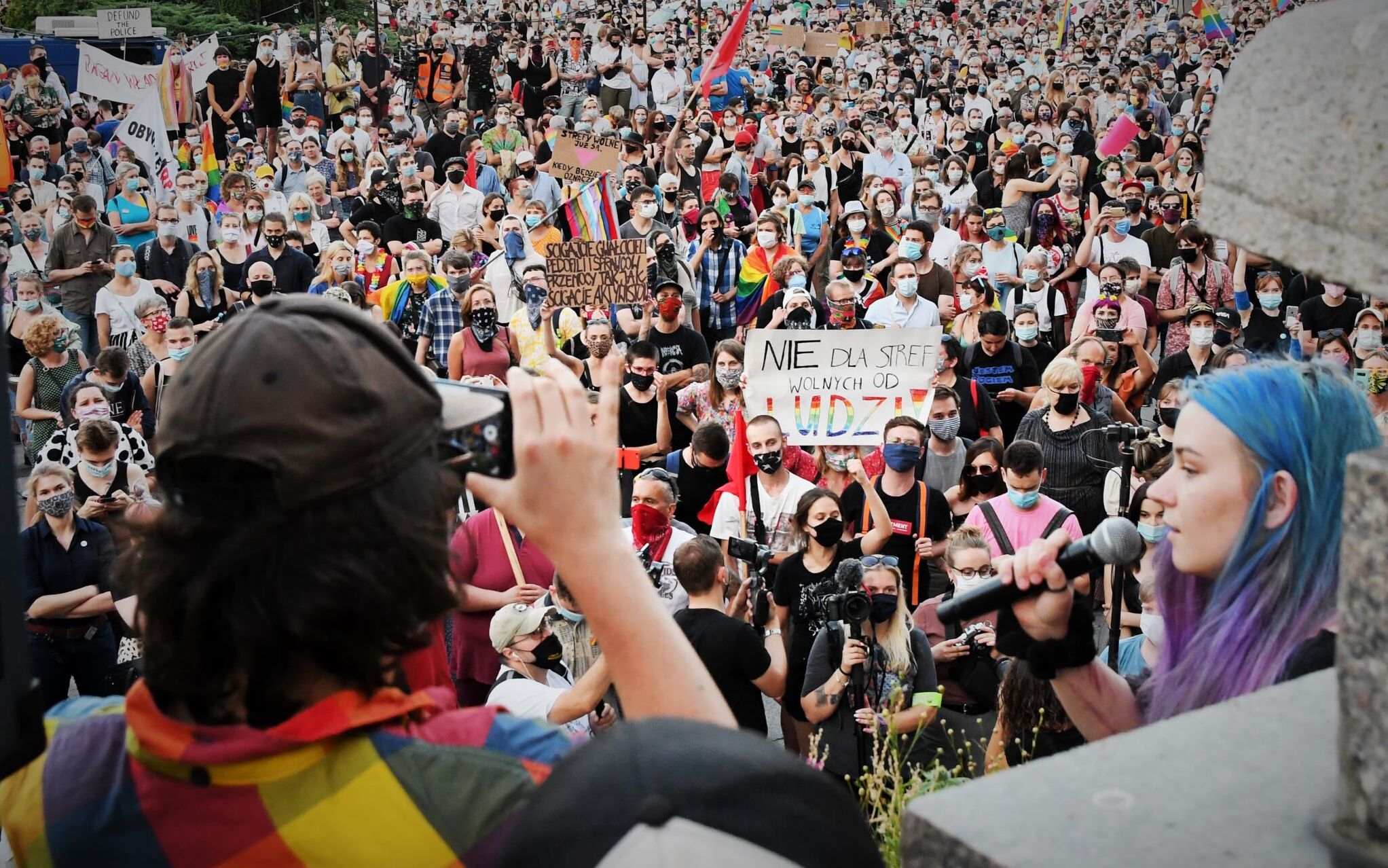 Grafika do artykułu Warszawa jak Moskwa. Kaja Godek forsuje zakaz manifestacji osób LGBT