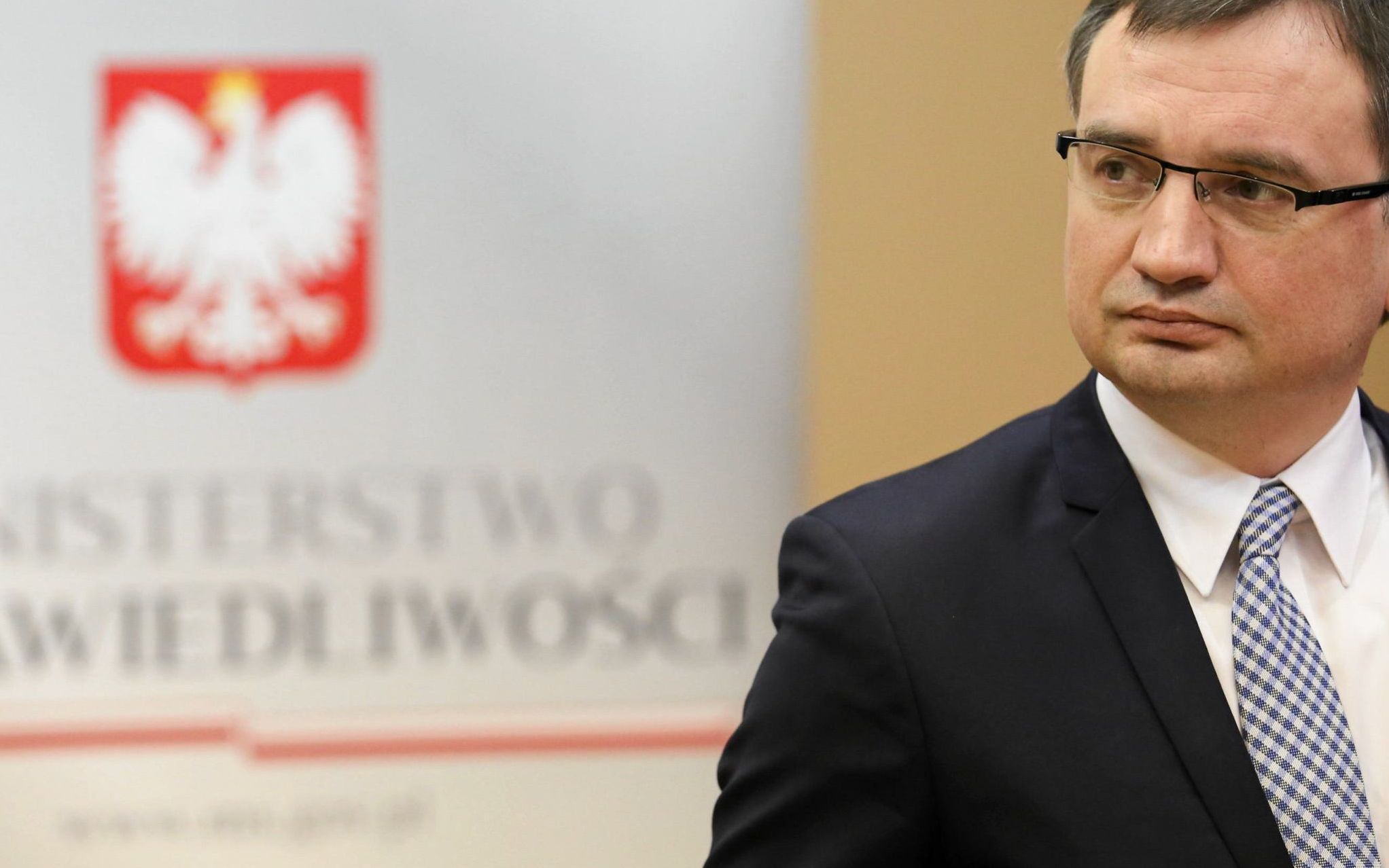 Grafika do artykułu Korupcja w Funduszu Sprawiedliwości. „To Jarosław Kaczyński stworzył ten system”