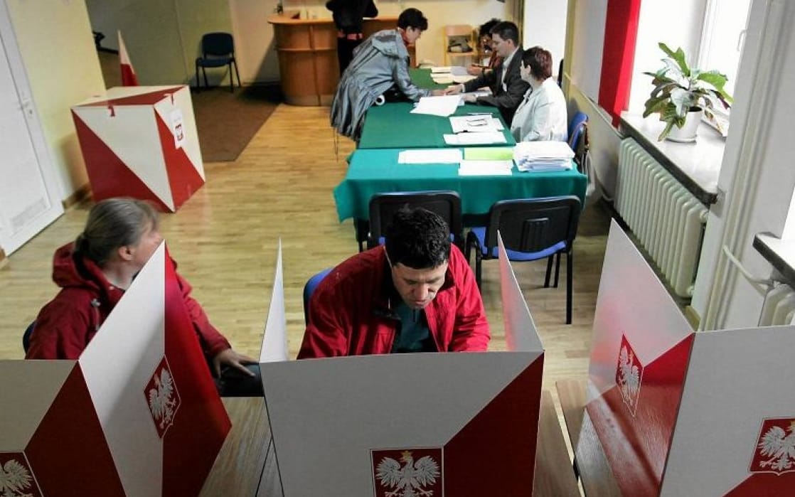 Grafika do artykułu Opozycji brakuje jeszcze 4,5 tysiąca mężów zaufania do kontroli komisji wyborczych