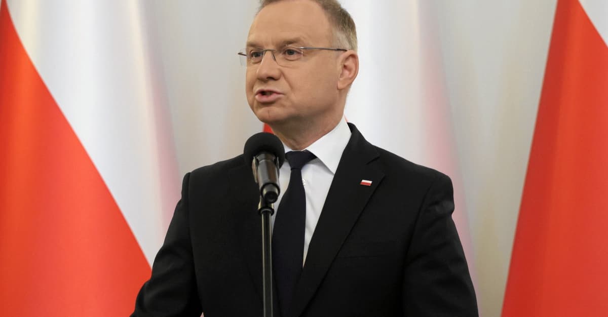 Duda przeciwko zmianom, które miały chronić mniejszości. Odesłał nowelę kodeksu do TK