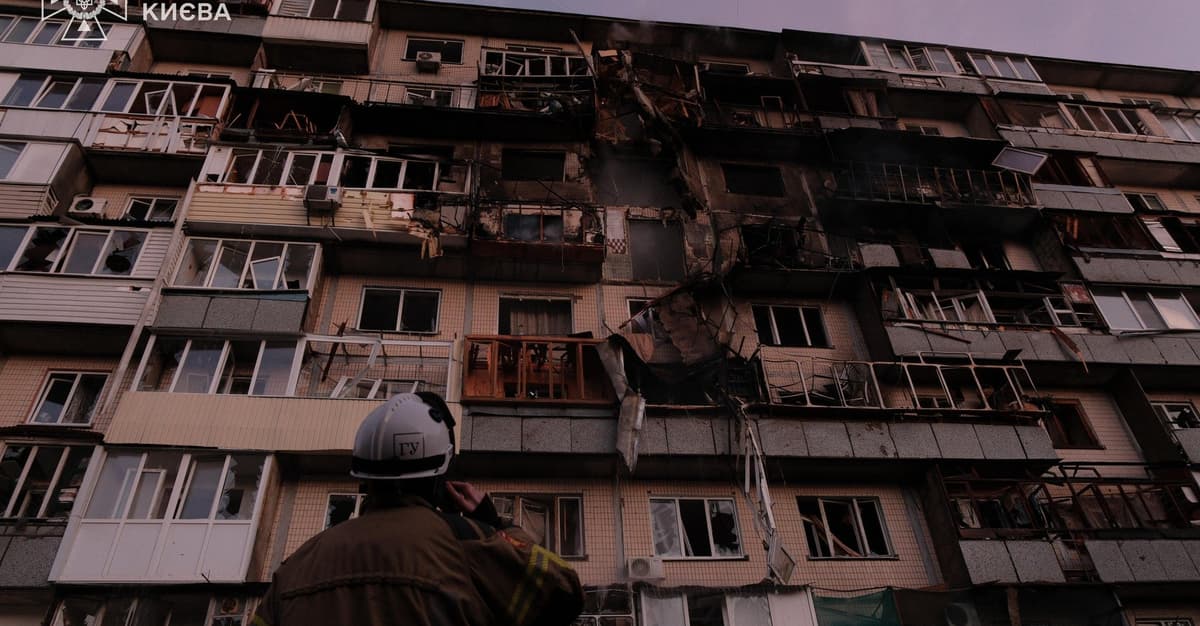 Rosyjski atak na Kijów. Putin kąsa, bo nie dogadał się z Trumpem. Ukraina odpowiada
