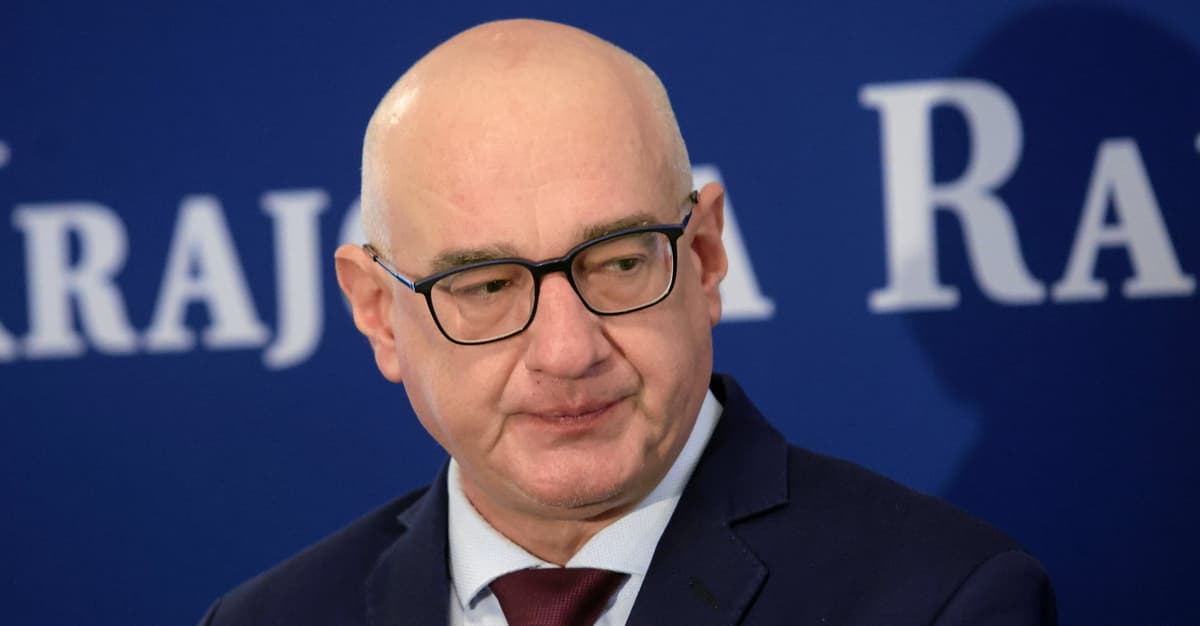 Zastępca Prokuratora Generalnego Ostrowski kazał zwolnić z aresztu podejrzaną o oszustwa vatowskie