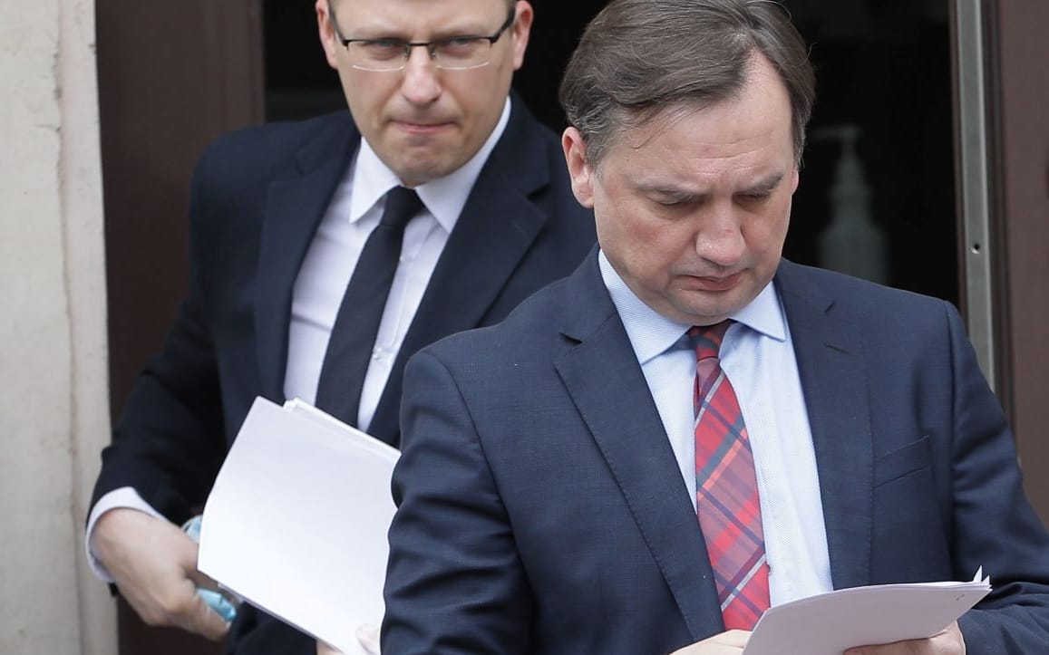 Grafika do artykułu Ziobro bierze się za medycynę: powołał nowy instytut. Użyje go jako bata na lekarzy?