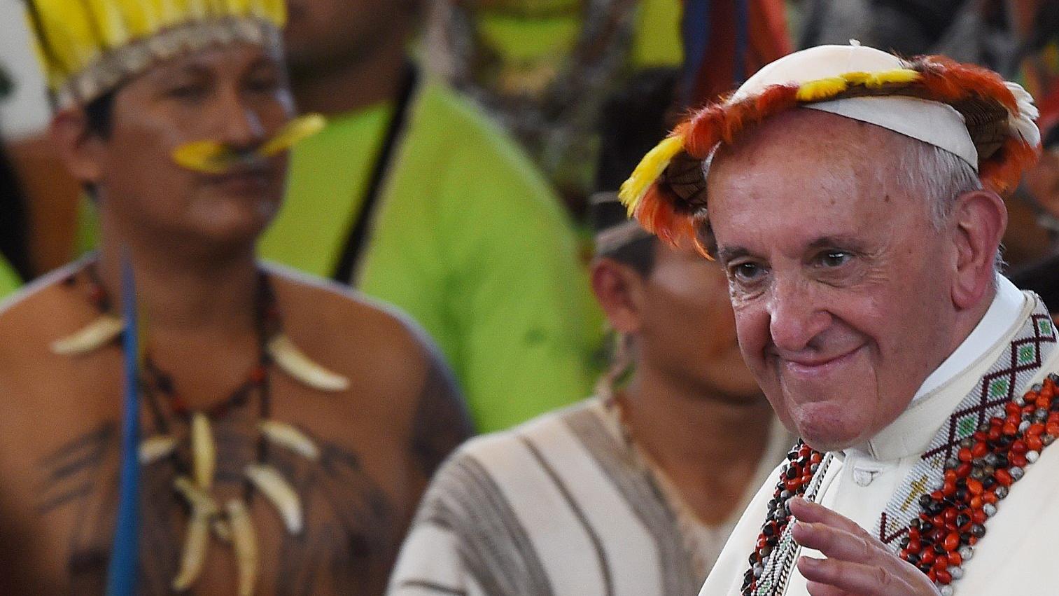 Papież Franciszek podczas spotkania z przedstawicielami ludów Amazonii