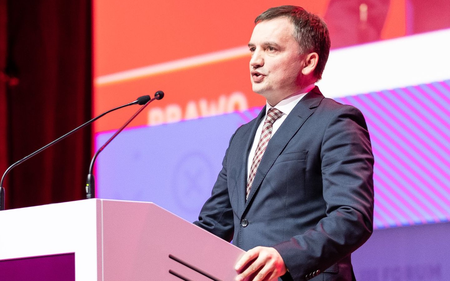 Grafika do artykułu Ponad milion złotych z Funduszu Sprawiedliwości na imprezę promującą polityków PiS