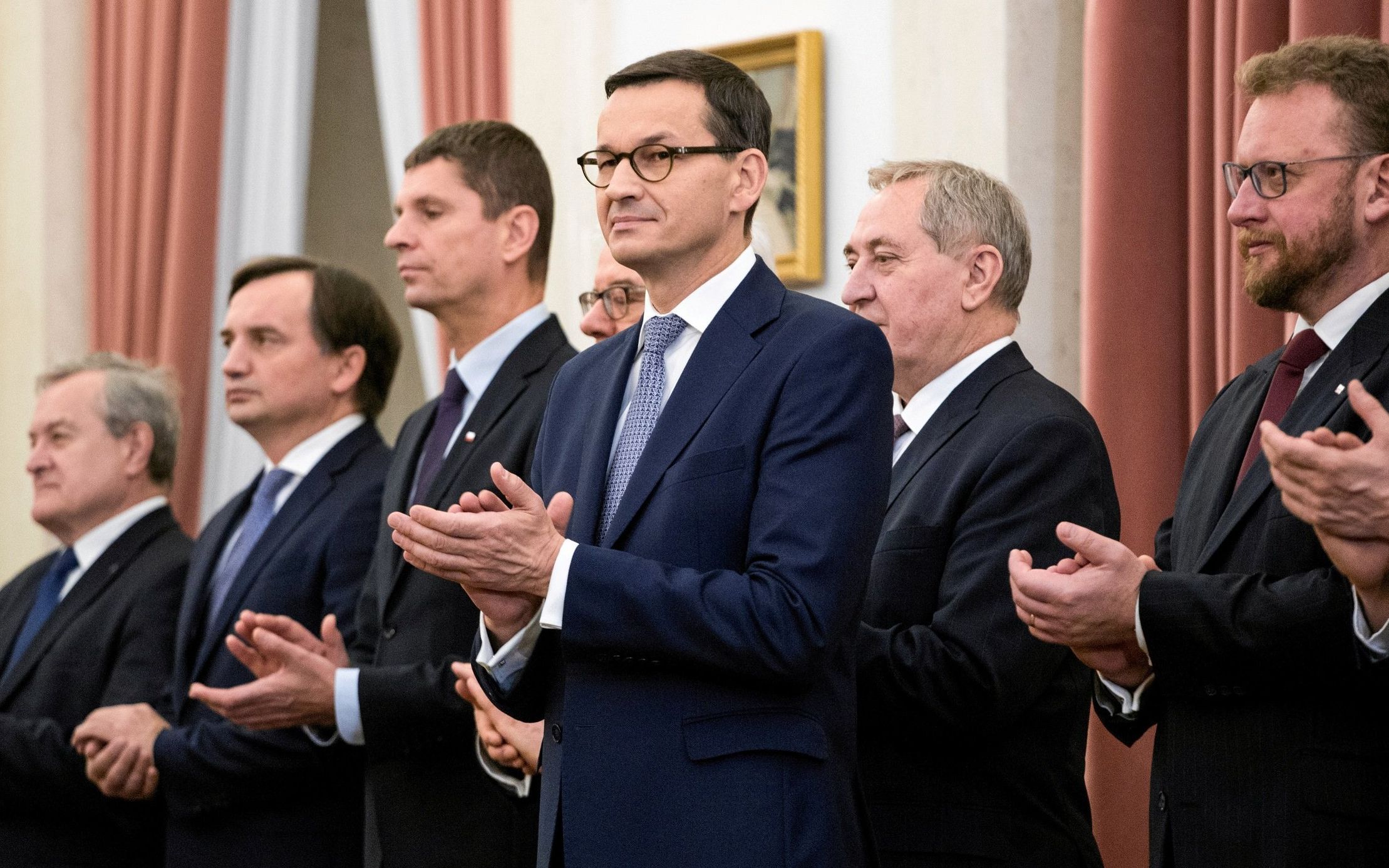 14.11.2019 Warszawa , Palac Prezydencki . Prezes rady ministrow Mateusz Morawiecki (c) i ministrowie odczas uroczystosci desygnacji premiera rzadu PiS ( przez prezydenta RP Andrzeja Dude ).
Fot. Adam Stepien / Agencja Gazeta