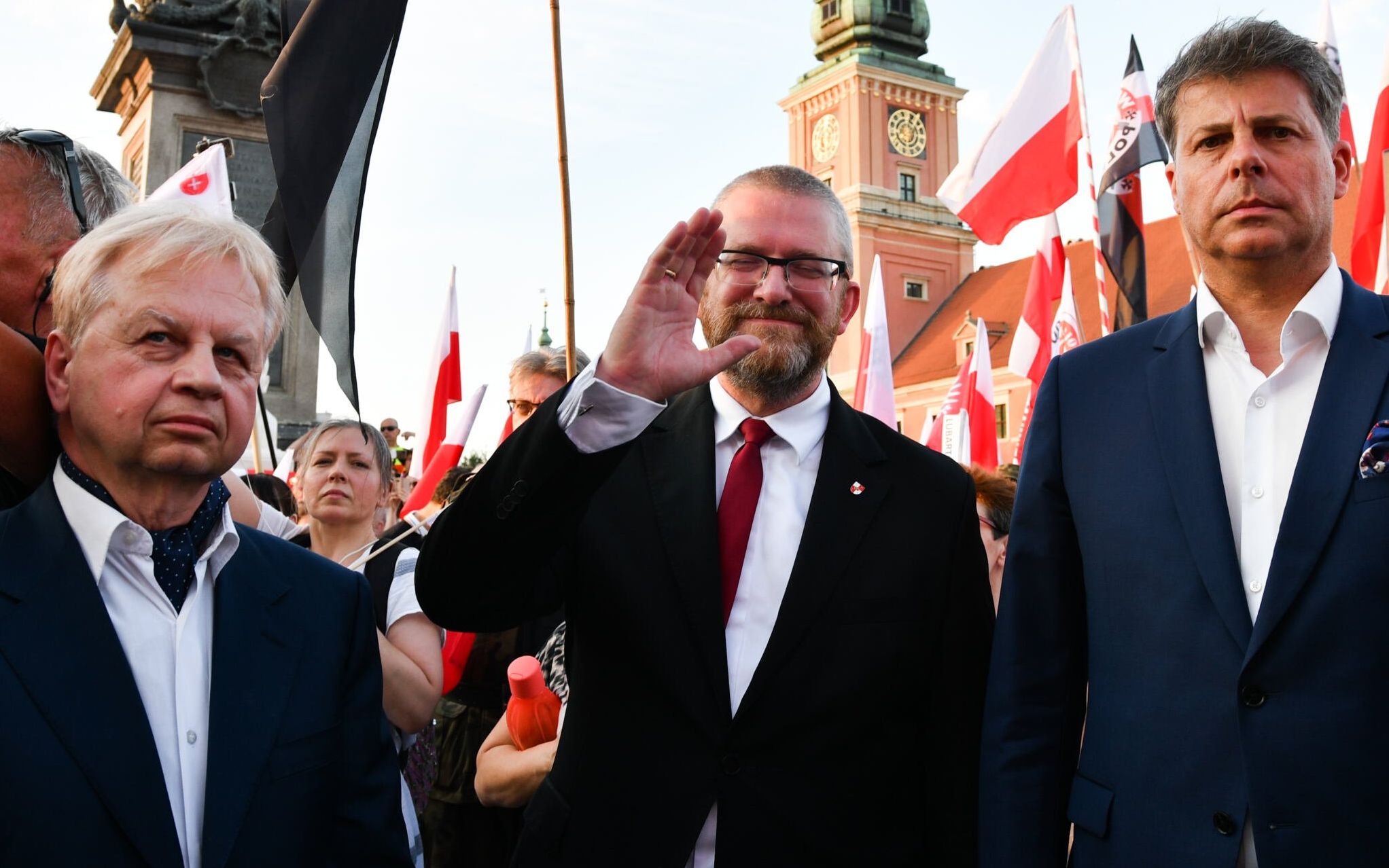 Grafika do artykułu Poseł polskiego Sejmu promuje w Warszawie prorosyjskie oświadczenie obwiniające Ukrainę i NATO