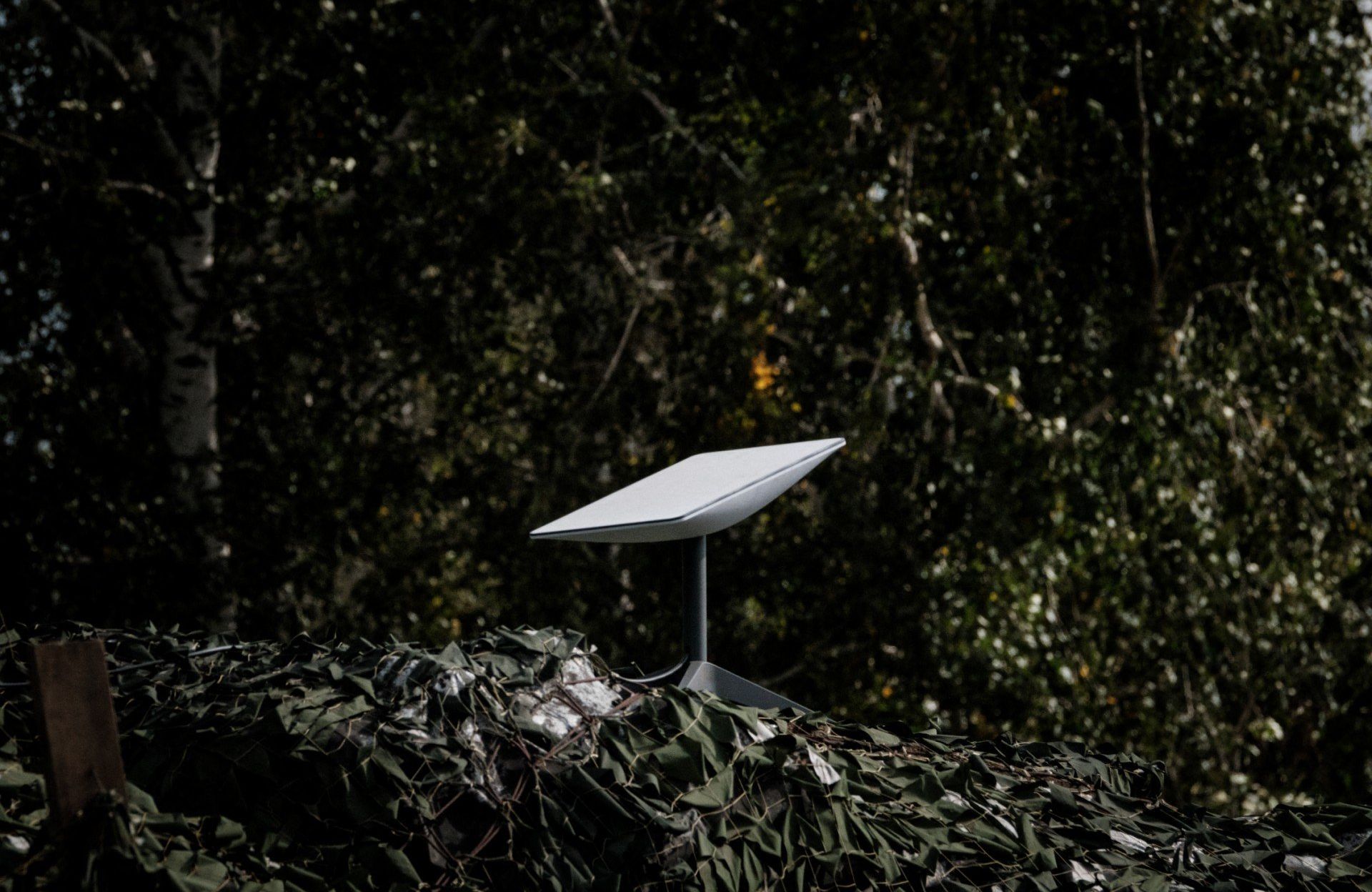 antena starlink na ukraińskim froncie