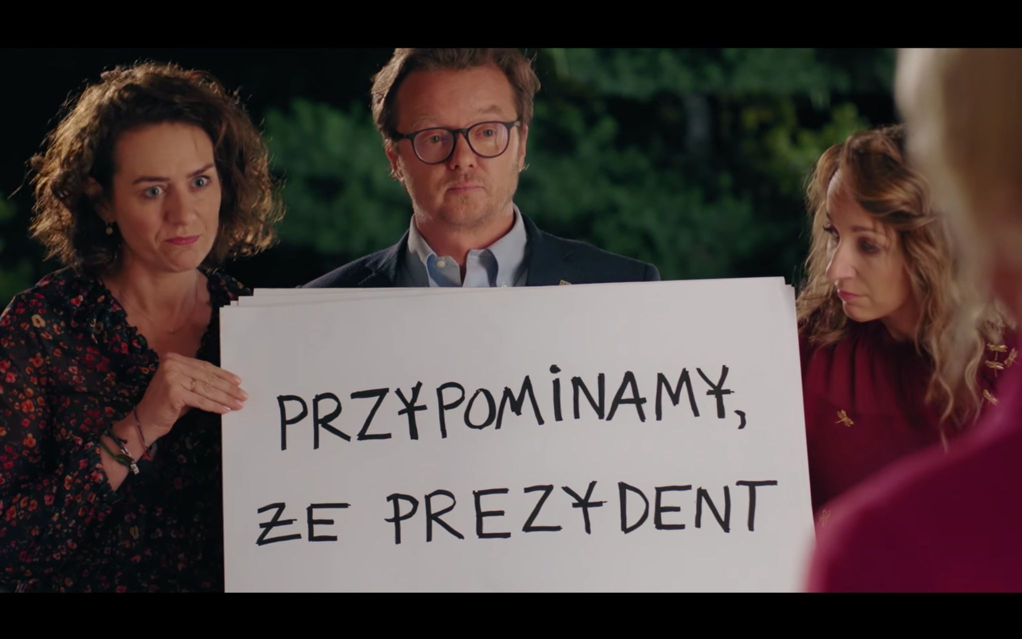 Grafika do artykułu "To nie jest najnowszy odcinek Ucha Prezesa". "Wolne Sądy" zachęcają do głosowania [ZOBACZ FILM]