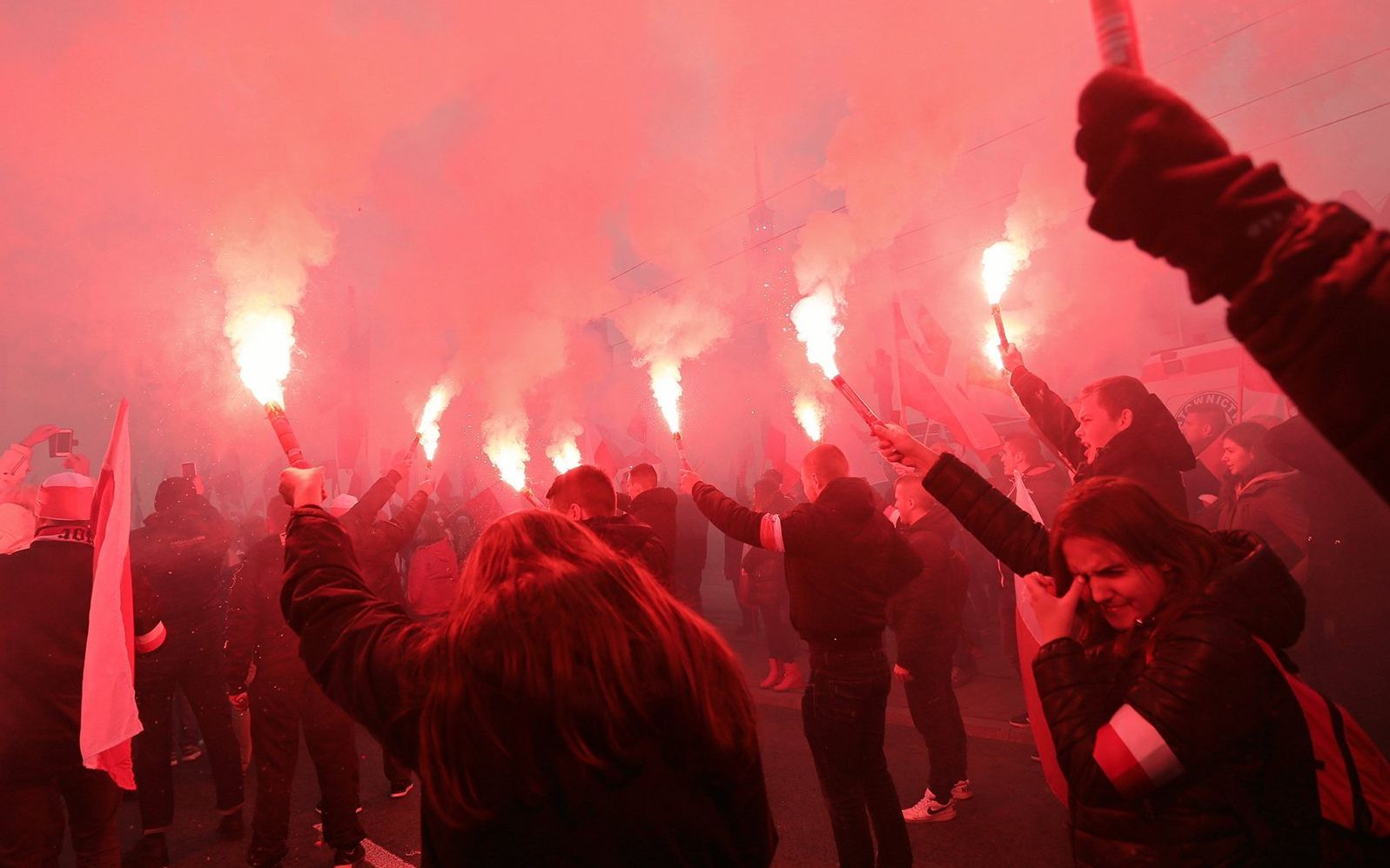 11.11.2019  Warszawa . Marsz Niepodleglosci z ronda Dmowskiego na blonia Stadionu Narodowego z okazji Narodowego Swieta Niepodleglosci . 

Nationalists , carrying Polish flags , as they march through the streets of Warsaw to mark Poland ' s Independence Day in Warsaw , Poland , Sunday , Nov . 11 , 2019
Fot. Slawomir Kaminski / Agencja Gazeta