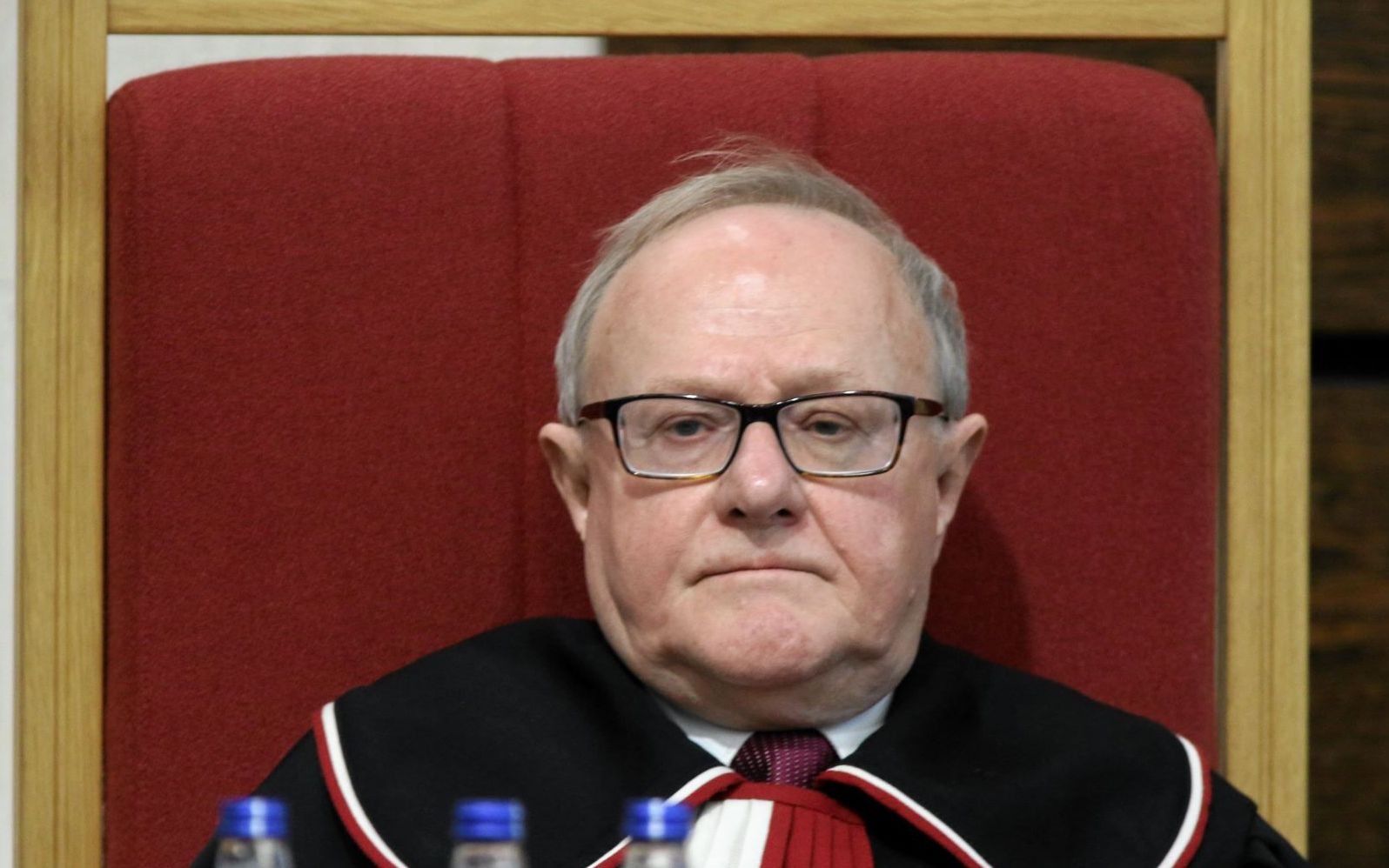 Grafika do artykułu Prof. Biernat: TK upadł, Przyłębska nie jest prezesem. Ignorować go, nie publikować wyroków