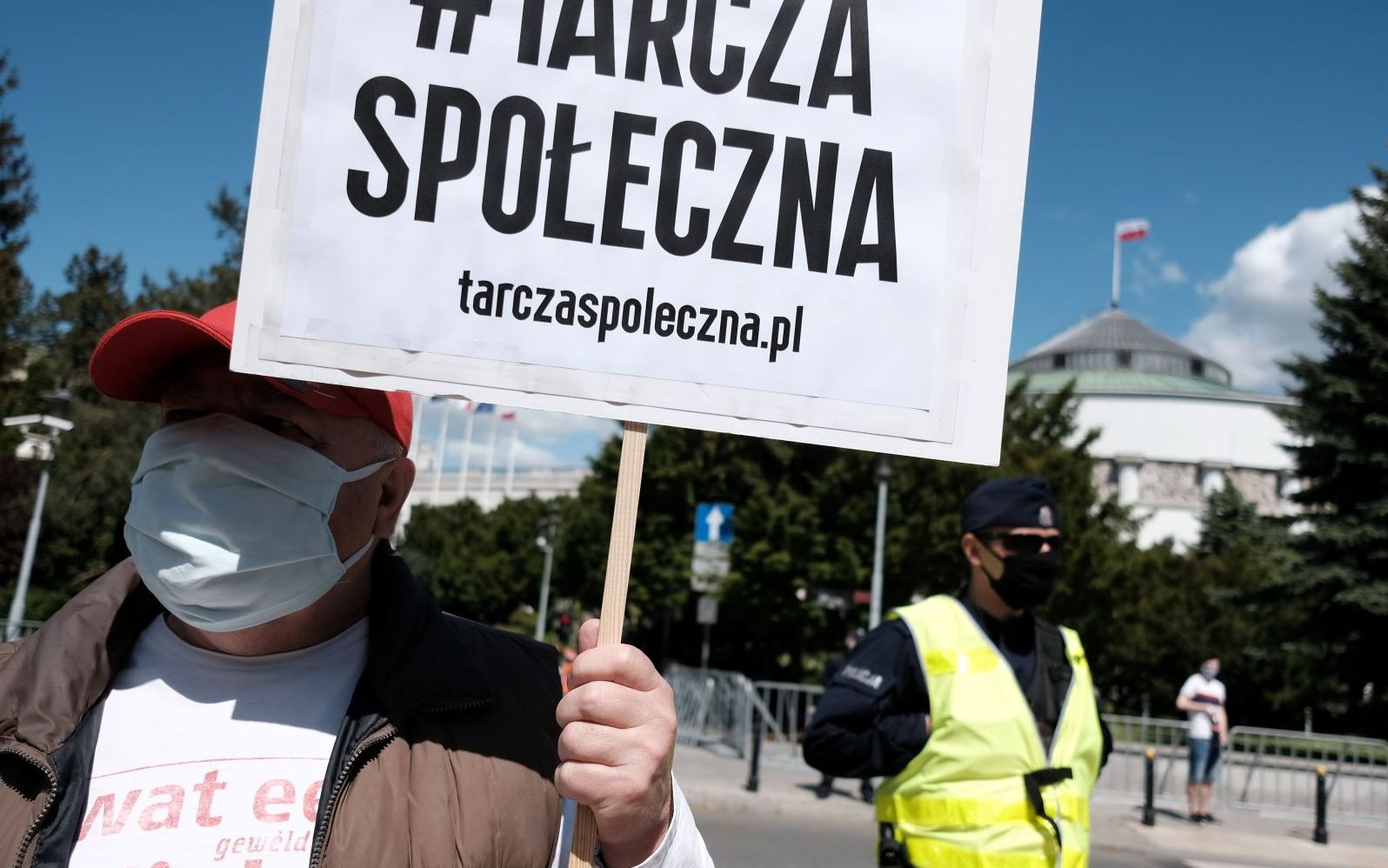 Grafika do artykułu Bunt w KRUS. Pracownicy znaleźli sposób, by protestować, choć nie mają prawa do strajku