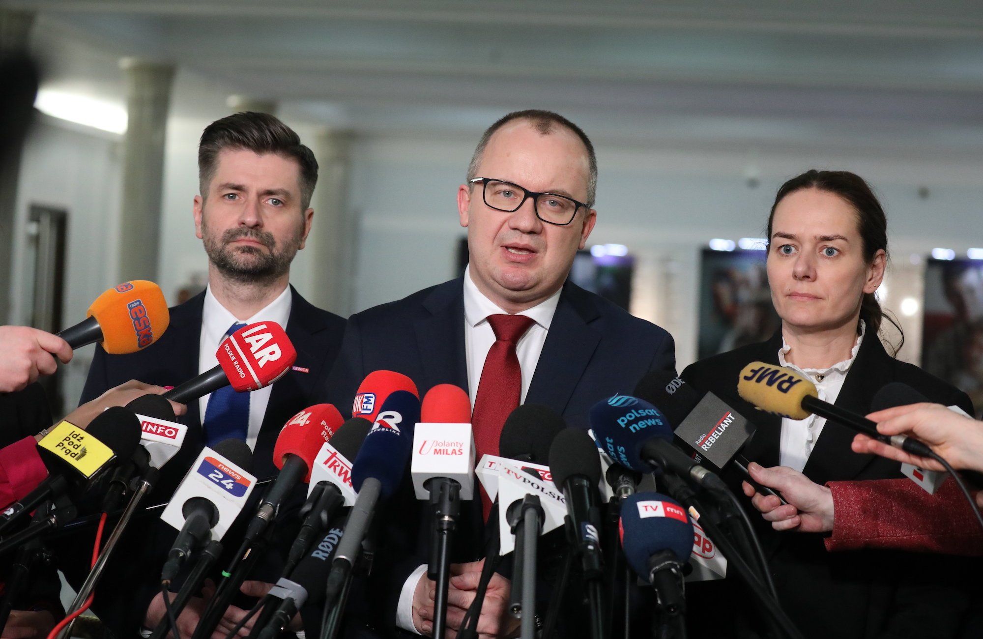 Krzysztof Śmiszek, Adam Bodnar i Mria Ejchart w Sejmie, na konferencji prasowej.
