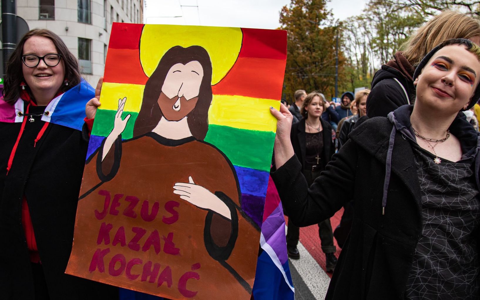 Grafika do artykułu „Kocham cię, córeczko”, „Nie jesteś grzechem”. Przez Lublin przeszedł Marsz Równości