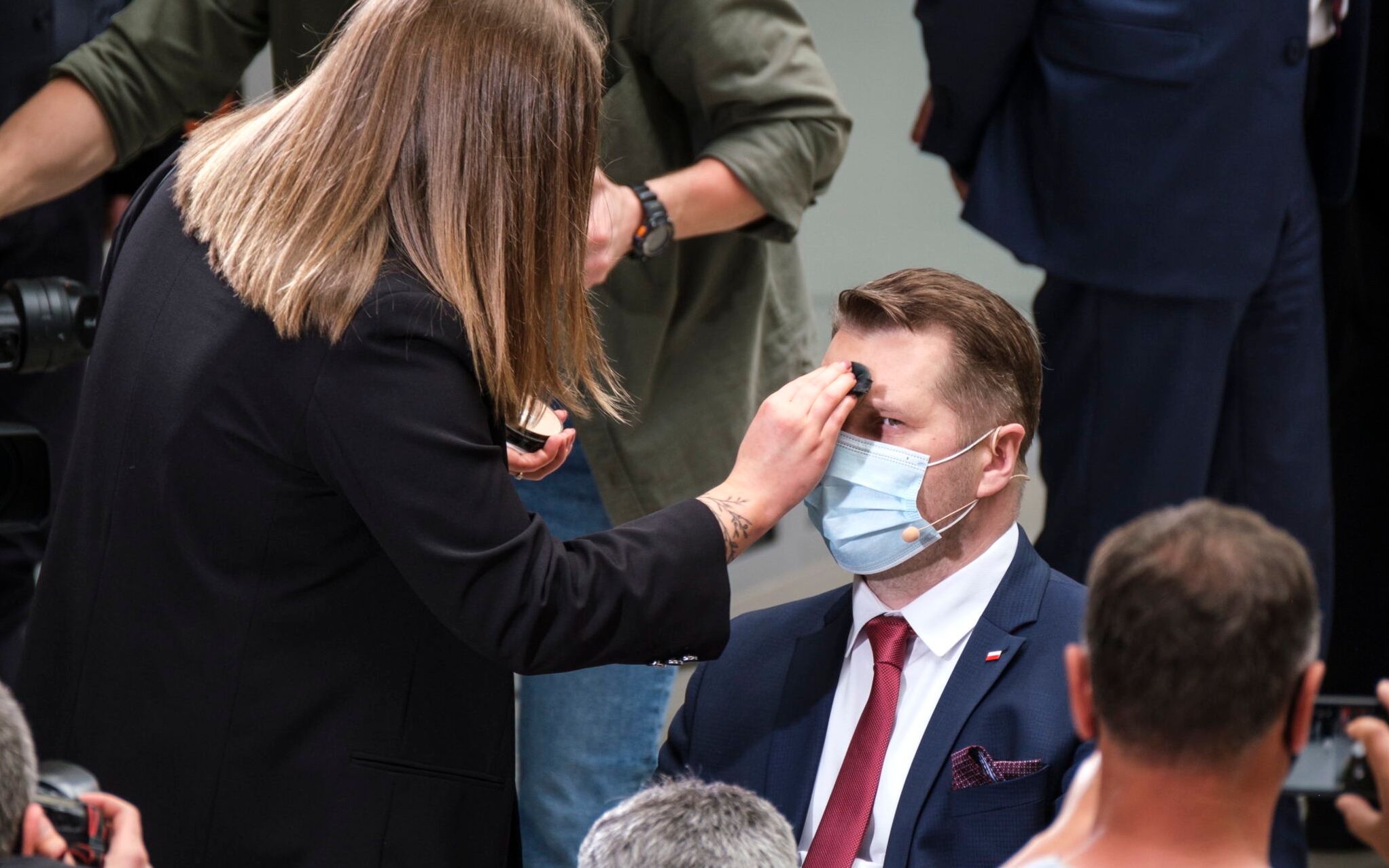 14.05.2021 Rzeszow , Uniwersytet Rzeszowski . rMinister Edukacji i Nauki Przemyslaw Czarnek przed wywiadem dla TVP . Podpisanie deklarcji w sprawie budowy Szpitala Uniwersyteckiego .
Fot. Patryk Ogorzalek / Agencja Gazeta