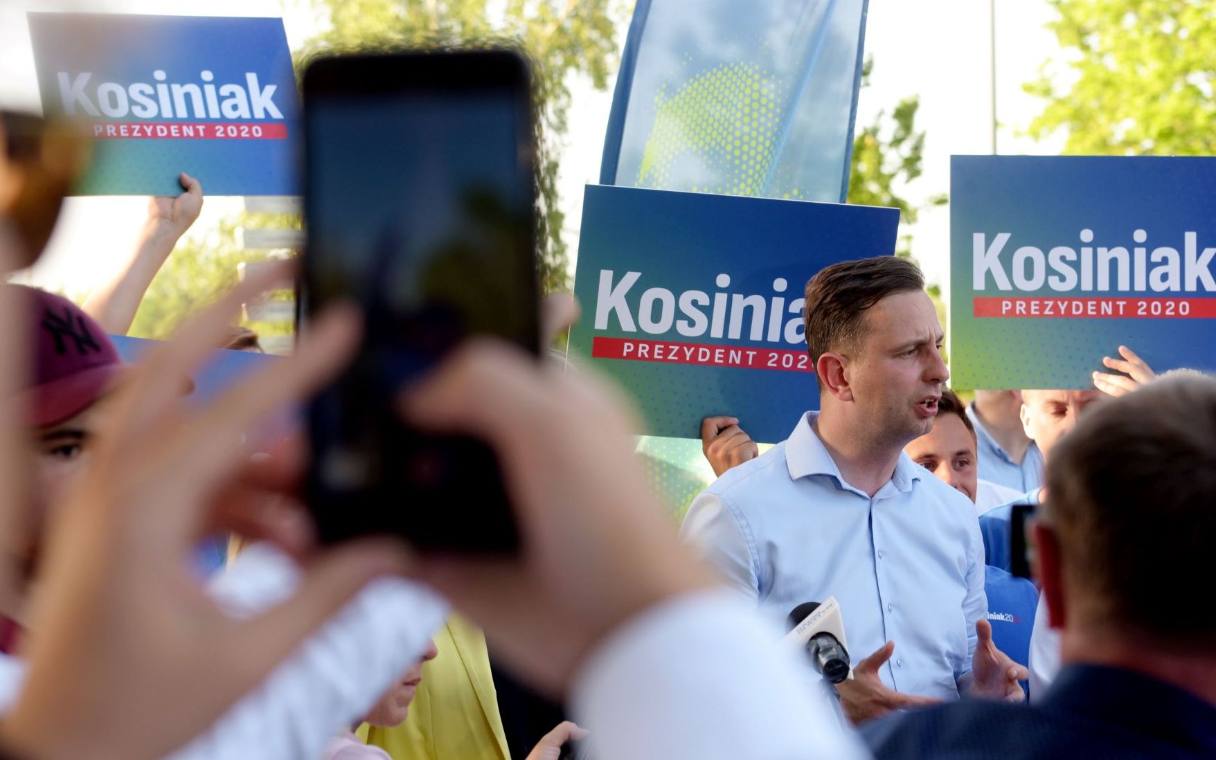 Grafika do artykułu Dobry spot Trzaskowskiego. Hołownia i Kosiniak nie odpuszczają. Raport z kampanii