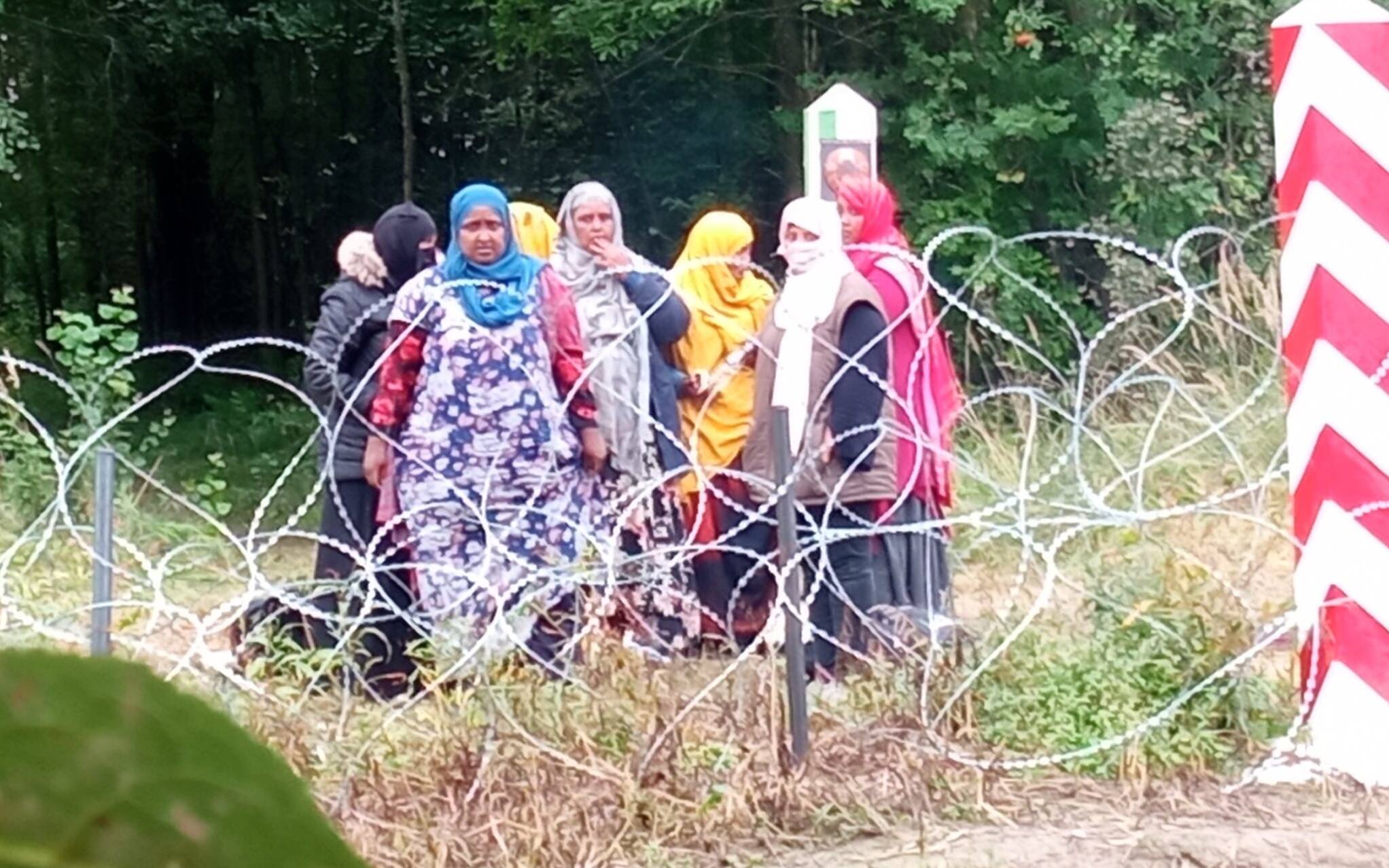 Grafika do artykułu Somalijki są już w polskiej placówce straży granicznej. Ale nie dopuszczono tłumacza i adwokatki