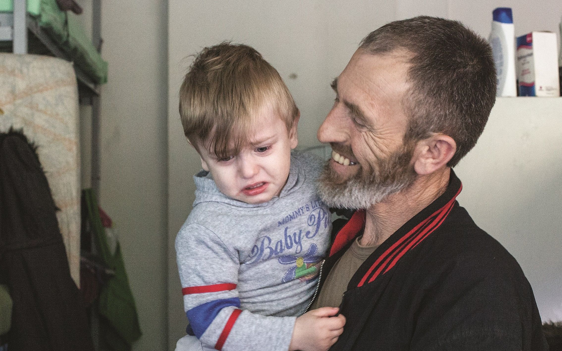 Grafika do artykułu Refugee.pl kończy działalność. Organizacje pozarządowe wykrwawiają się przez pisowską blokadę funduszy