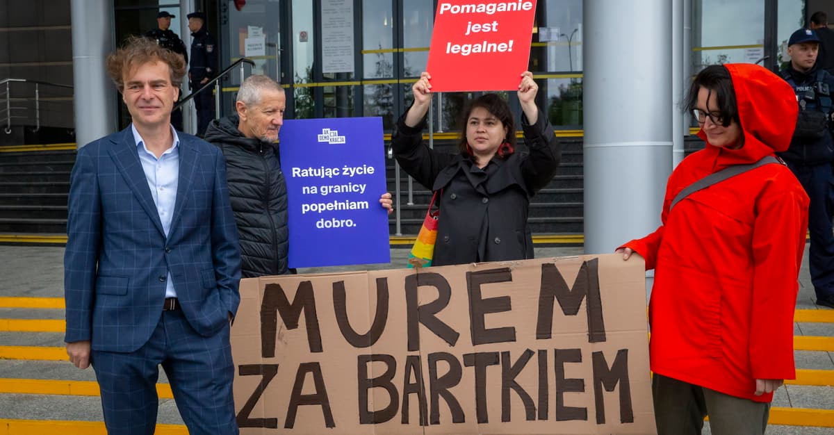 Bartek chciał przestrzegania prawa na granicy, odpowiada za „wywieranie wpływu” [Relacja z sądu]