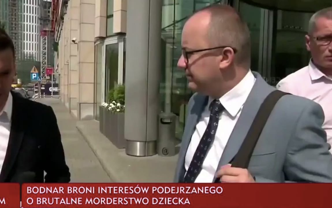 Grafika do artykułu Synem w Bodnara. TVP nie ustaje w ataku na Rzecznika Praw Obywatelskich