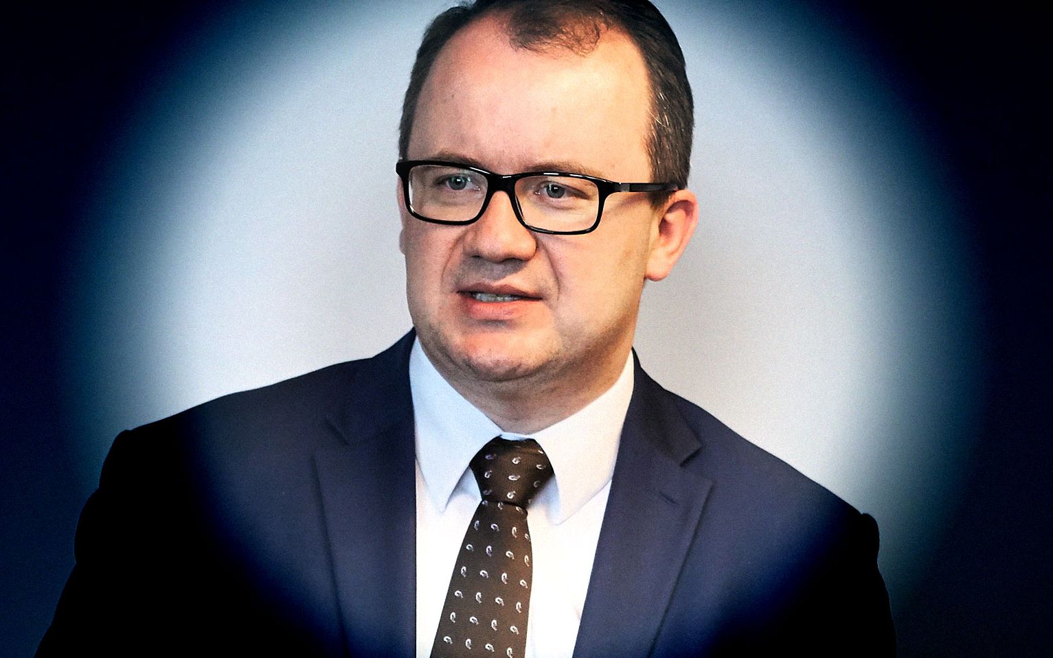 Grafika do artykułu Polowanie na  Bodnara. 10 absurdalnych zarzutów zanim uderzyło TVP. Okaż solidarność z RPO!