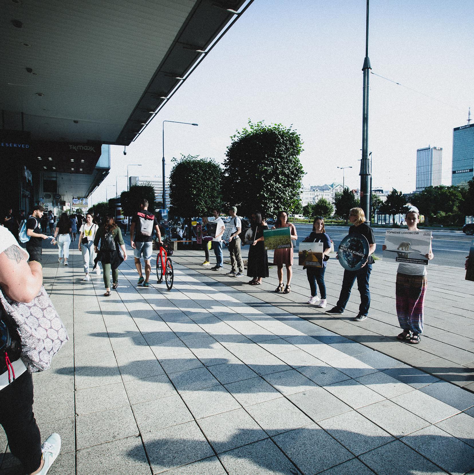 Warszawa, 21.07.2021. Wege dla klimatu – akcja Fundacji Viva!