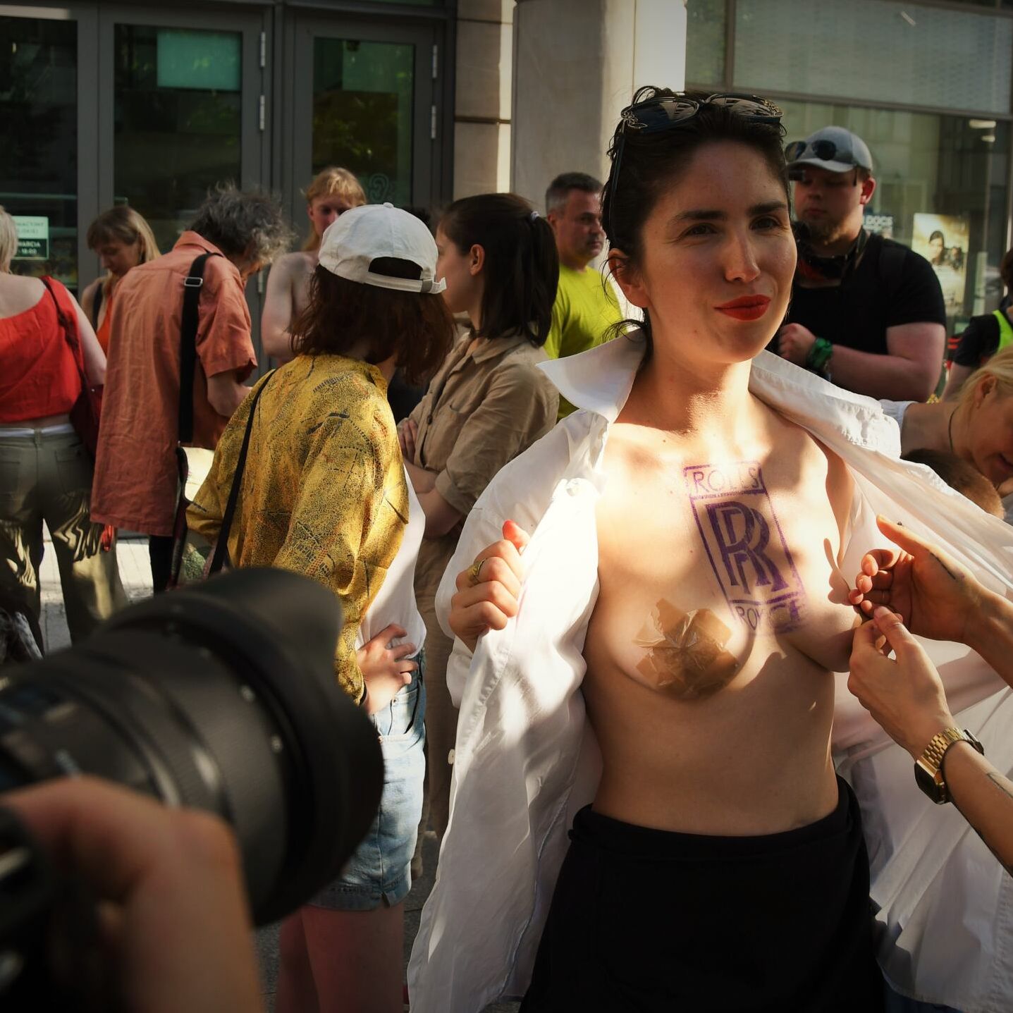 Warszawa, 10.06.2021. Dekolt dla białorusi - protest