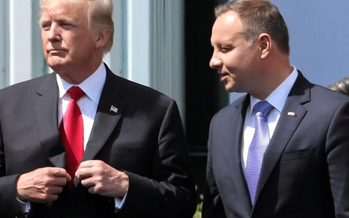 Grafika do artykułu Trump nie przyjedzie. PiS: Tusk i Kopacz przed Trybunał Stanu. Kronika Skórzyńskiego (24-30 sierpnia 2019)