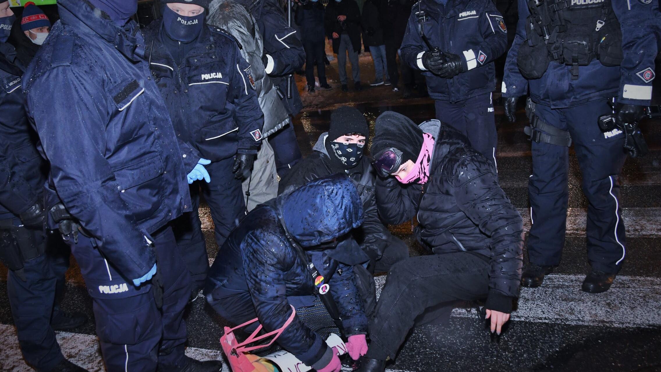 Strajk Kobiet - blokada, Warszawa, 19.02.2021