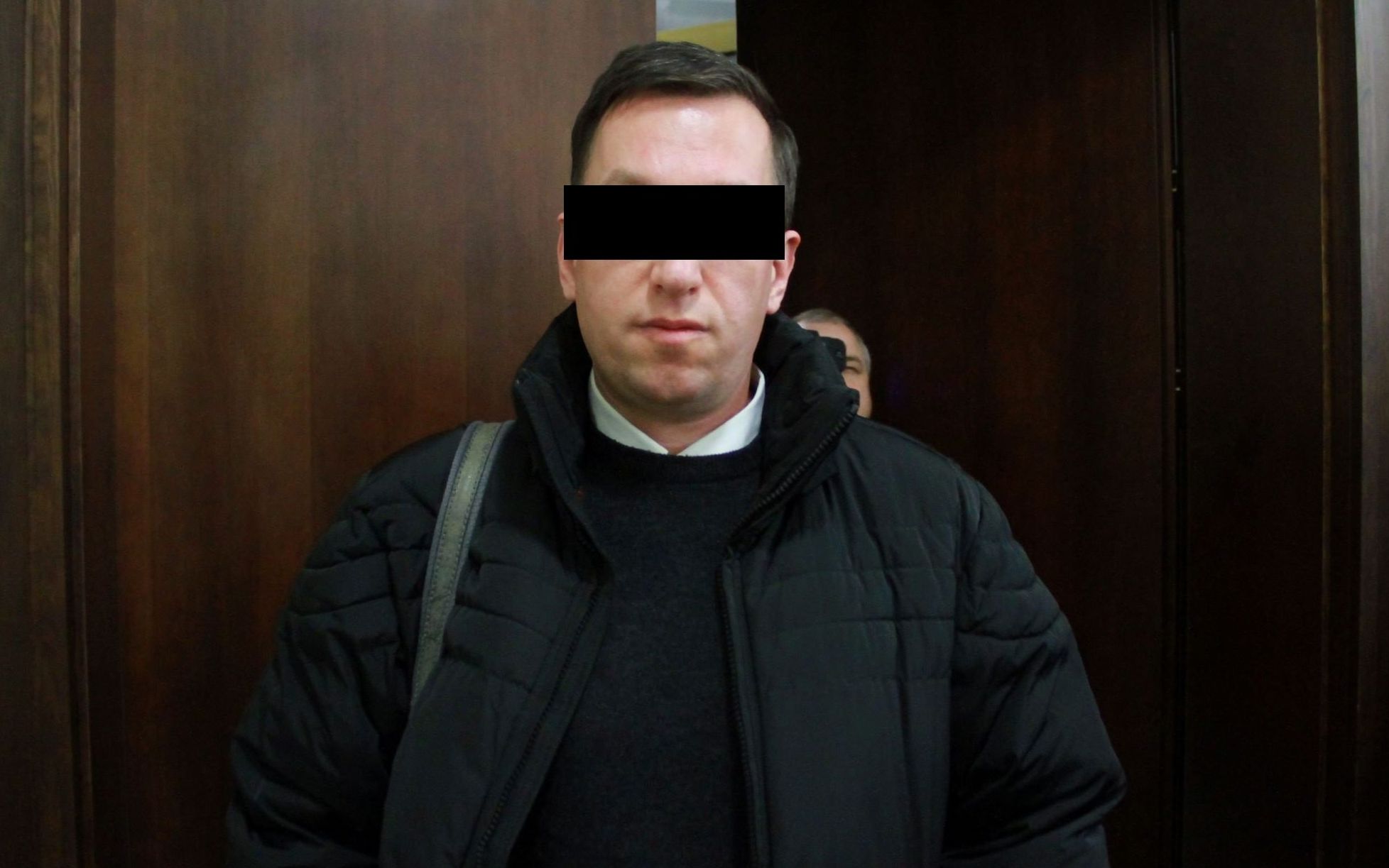 Grafika do artykułu 300 tys. zł dla ofiary księdza pedofila. Zapłacą dwie diecezje, które go ukrywały