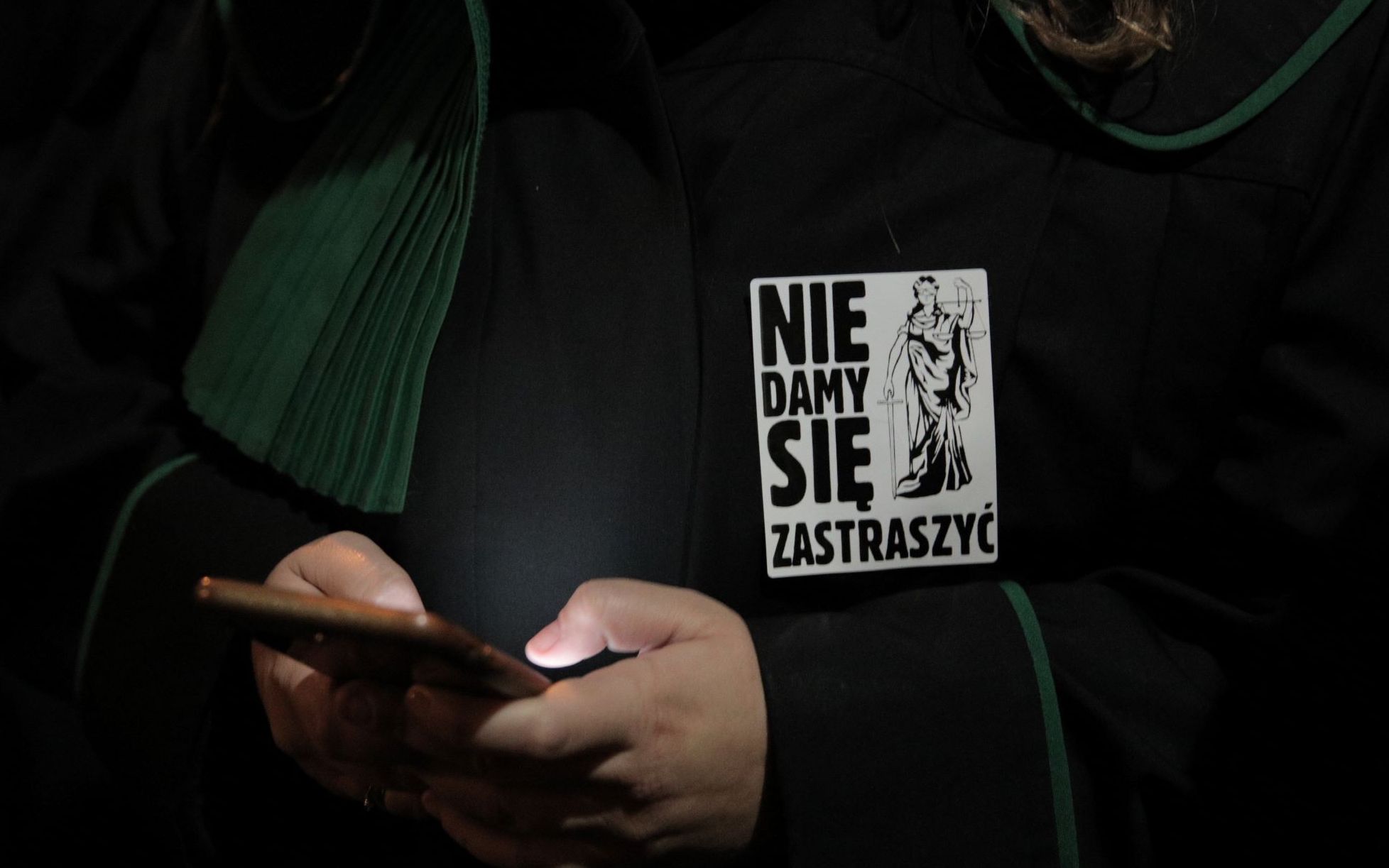 Grafika do artykułu Resort Ziobry chce uderzyć w adwokaturę. Ma być połączona z dużo większą korporacją radców prawnych