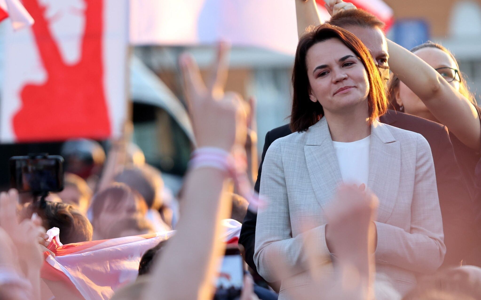 03.06.2021  Warszawa . Swietlana Cichanouska podczas spotkania z mieszkancami miasta na placu Zamkowym . 
Fot . Kuba Atys / Agencja Gazeta