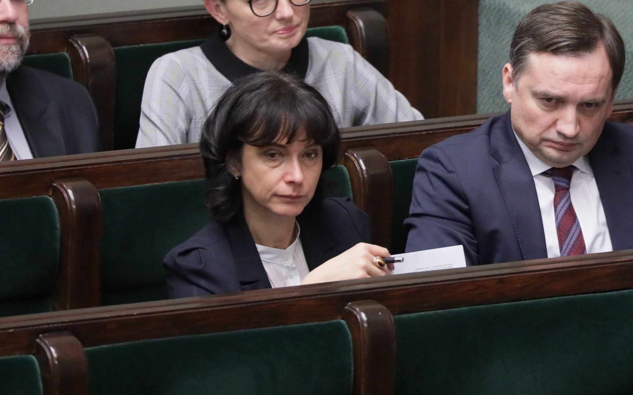 20.12.2019  Warszawa , ulica Wiejska . Sejm . Wiceminister sprawiedliwosci Anna Dalkowska (3P), minister sprawiedliwosci Zbigniew Ziobro (2P), wiceminister sprawiedliwosci Sebastian Kaleta (P) podczas drugiego czytania tzw " ustawy kagancowej " , autorstwa PiS atakujacej niezaleznosc sedziow .
Fot. Slawomir Kaminski / Agencja Gazeta