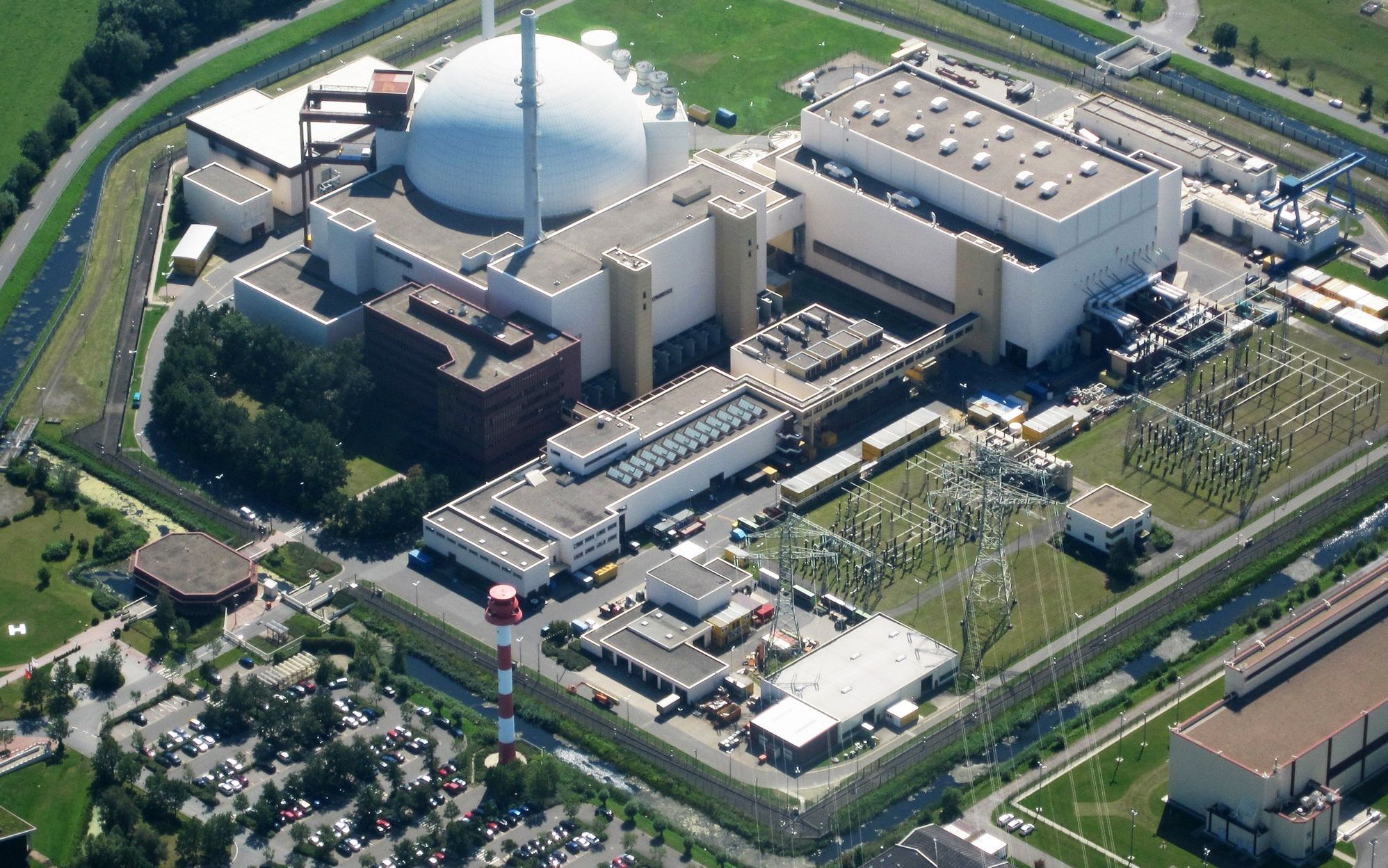 Grafika do artykułu Deutsche Wirtschaft. Jak Niemcy „zmniejszają" emisje zamykając źródła czystej energii
