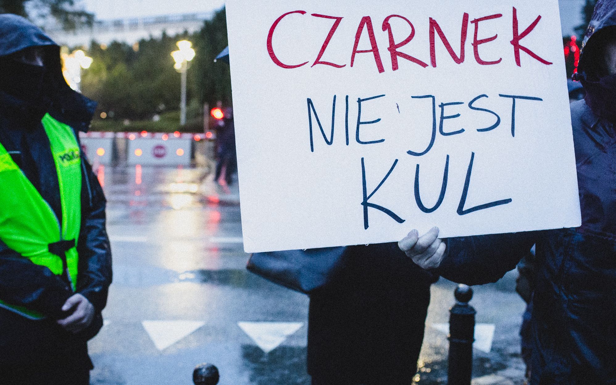 Grafika do artykułu Ty się, Czarnek, nie ciesz
